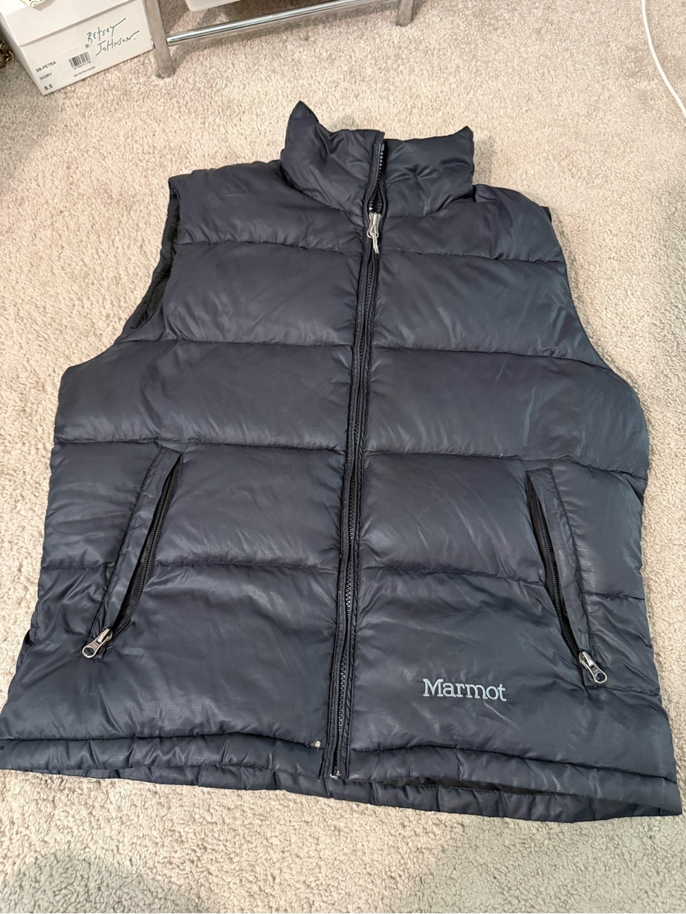 Marmot Womens Puffer Vest - Insulated Sleeveless Jacket